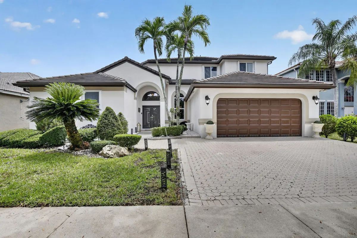 2-web-or-mls-_A7A6681 at 711 Heritage Way, Weston