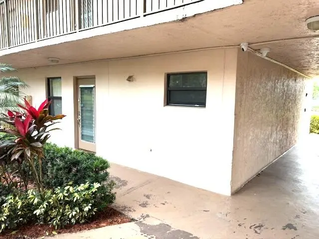 corner at 2711 NW 104th Avenue 106, Sunrise