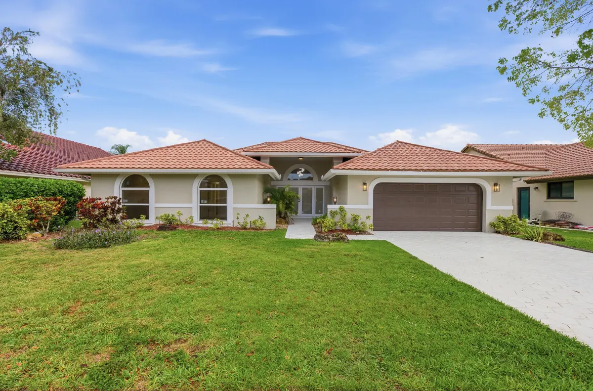1__jjl2122 at 9677 N Springs Way, Coral Springs
