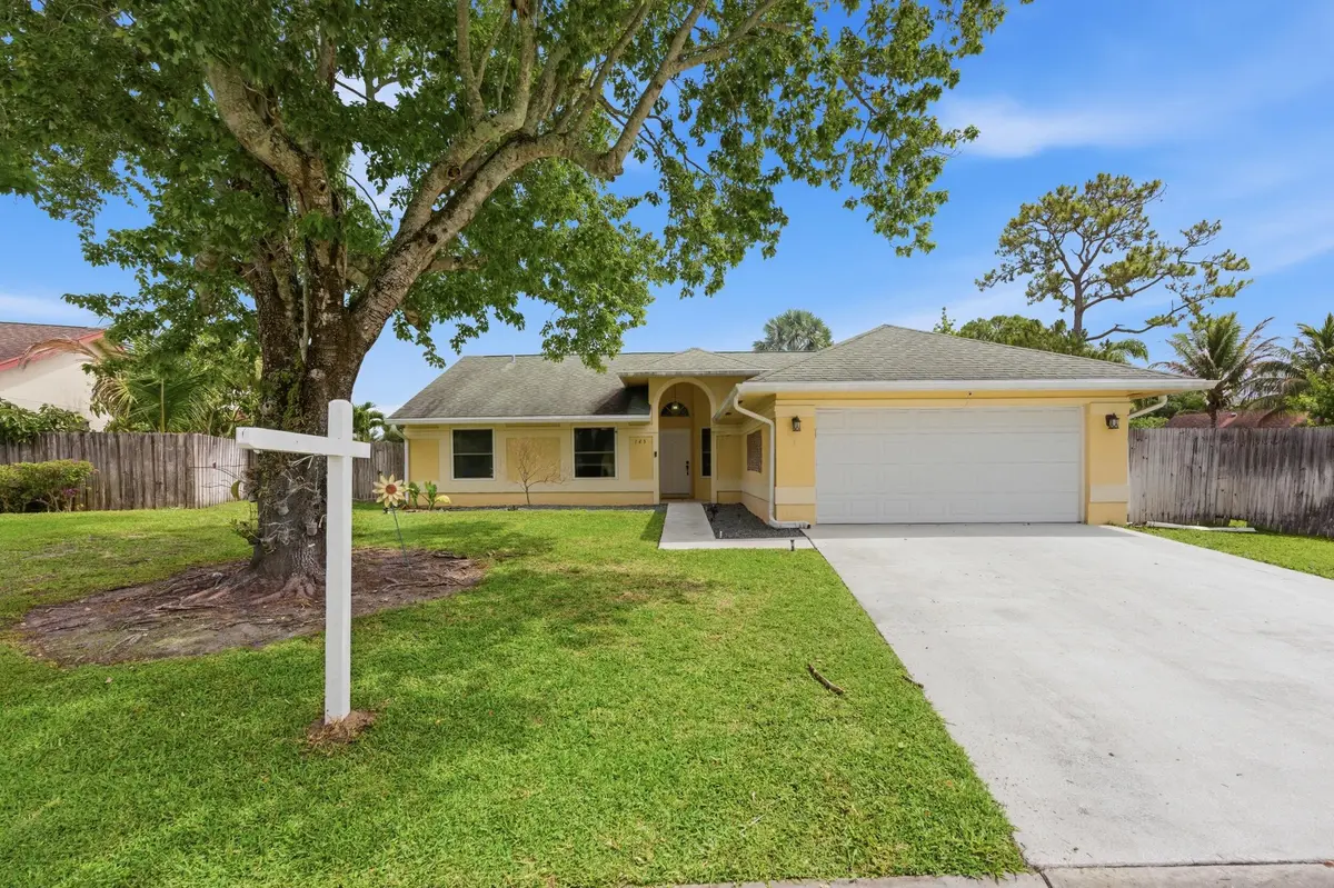 Move in Ready Pool Home at 145 Roycourt Circle, Royal Palm Beach
