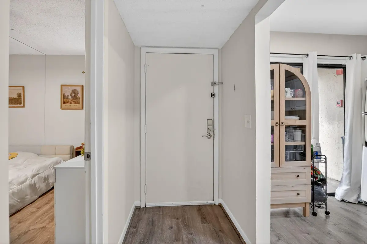 5-web-or-mls-DSC_8777 at 3939 NE 5th Avenue C102, Boca Raton
