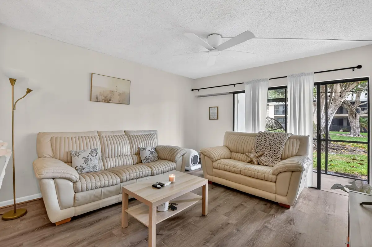 9-web-or-mls-DSC_8795 at 3939 NE 5th Avenue C102, Boca Raton