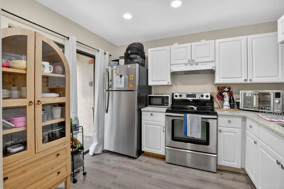 13-web-or-mls-DSC_8815 at 3939 NE 5th Avenue C102, Boca Raton