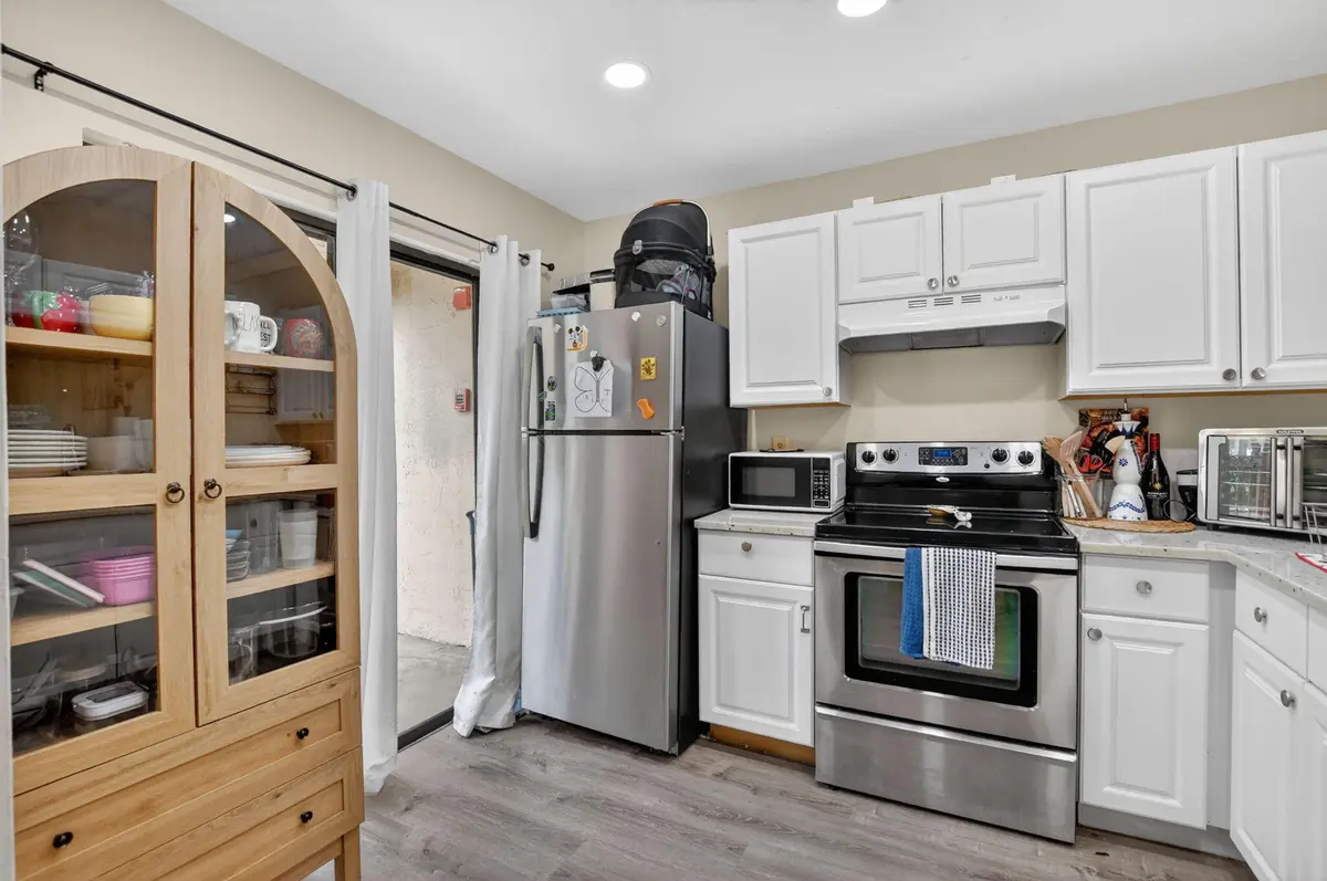 14-web-or-mls-DSC_8820 at 3939 NE 5th Avenue C102, Boca Raton