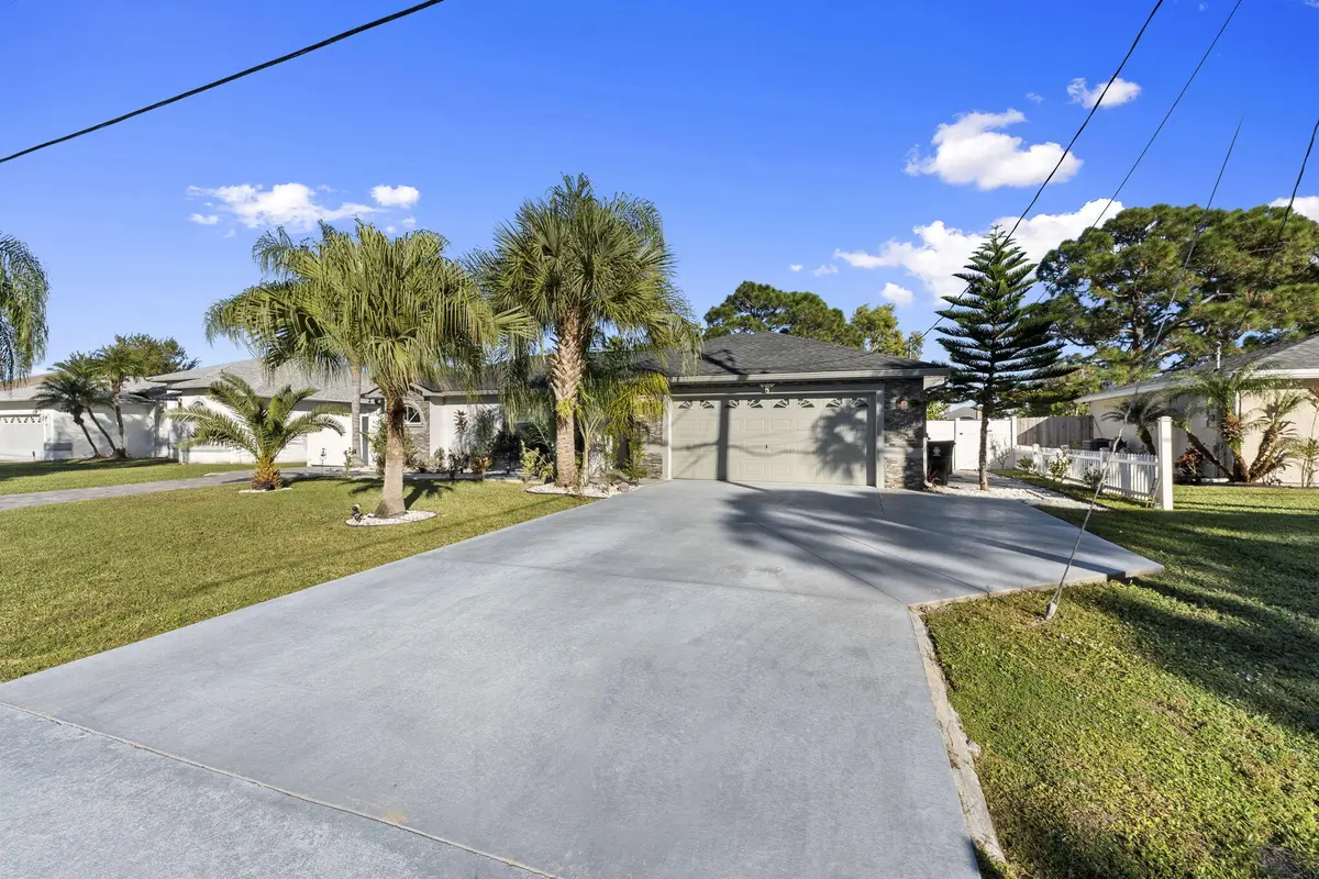 5-web-or-mls-DSC03247 at 2471 SE Leithgow Street, Port St. Lucie