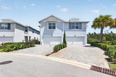176 Osprey Preserve Boulevard, Jensen Beach – Townhouse for sale