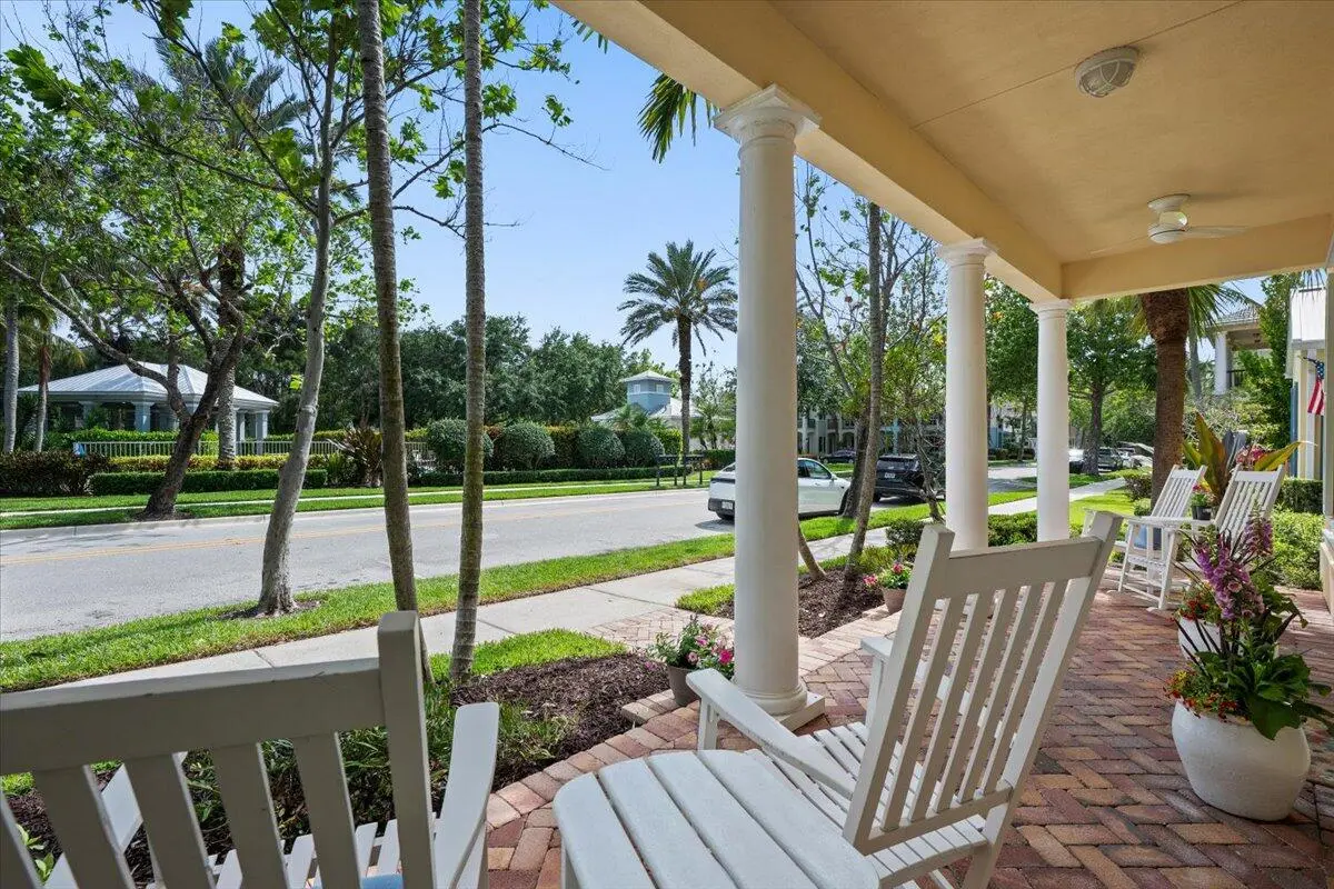 02-LUX_5864 at 133 Sugarberry Drive, Jupiter