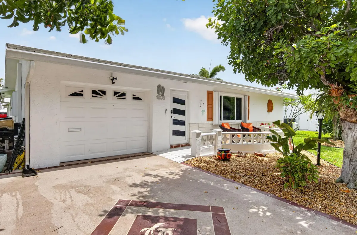 1-web-or-mls-DSC_4775 at 1803 SW 22nd Way, Boynton Beach