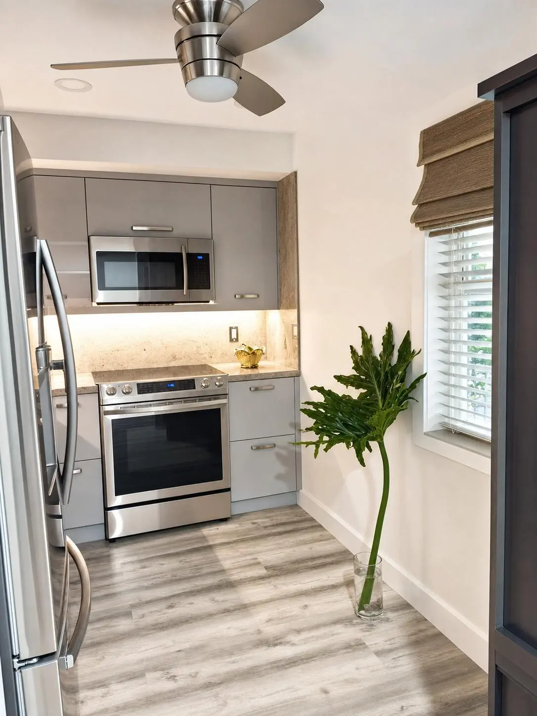 photo6_kitchen at 3300 N Palm Aire Drive 305, Pompano Beach