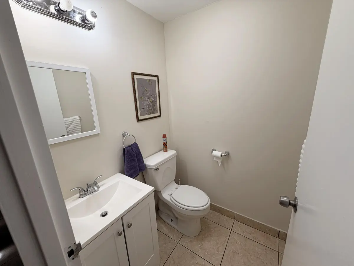 halfbaths at 419 Brittany Drive, Delray Beach