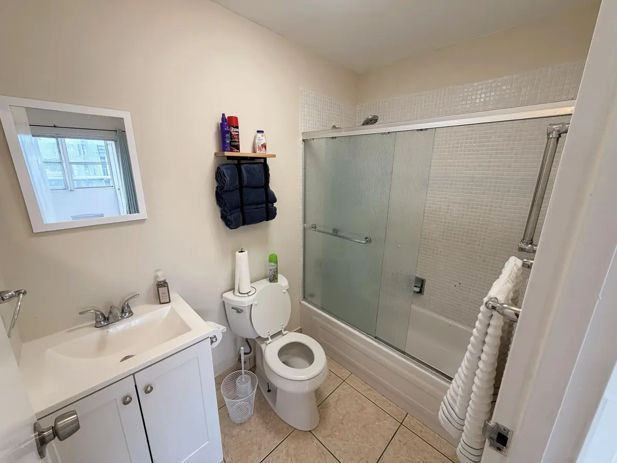 masterbath1 at 419 Brittany Drive, Delray Beach
