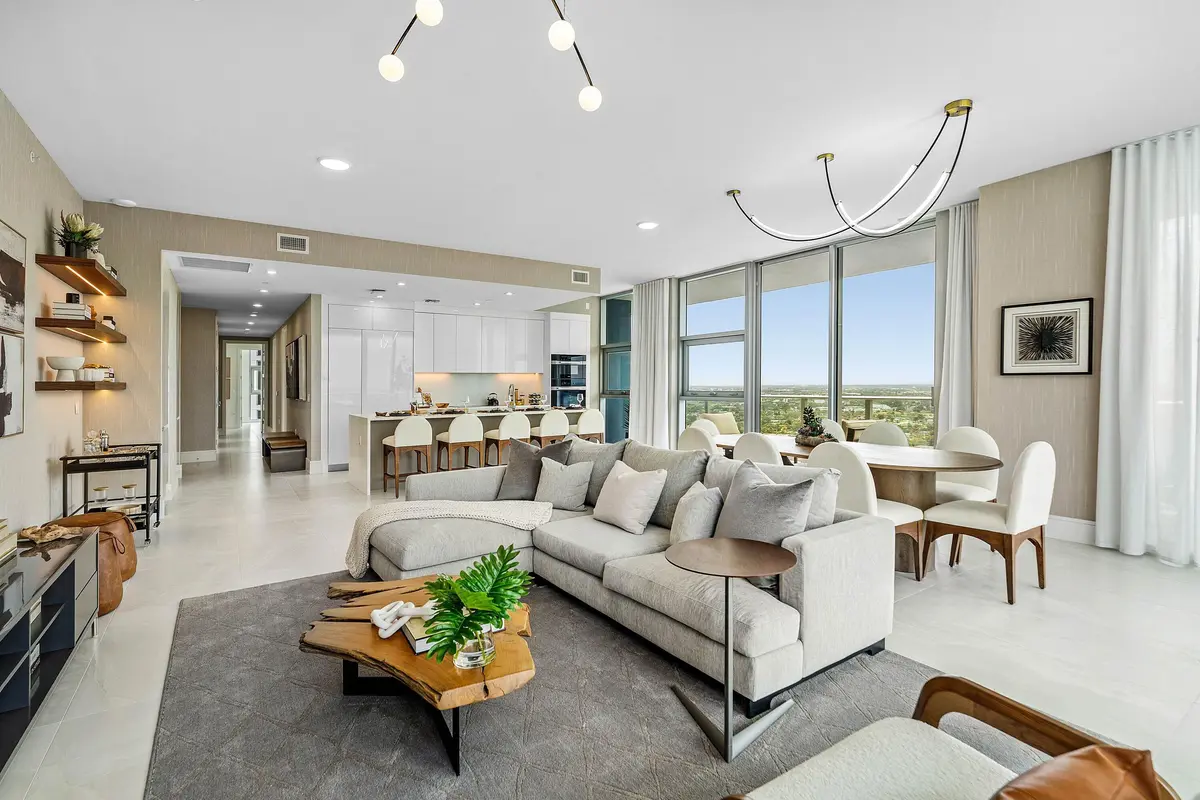 005-220LakeShoreDrive-2123-LakePark-FL-3 at 220 Lake Shore Drive 2123, Lake Park