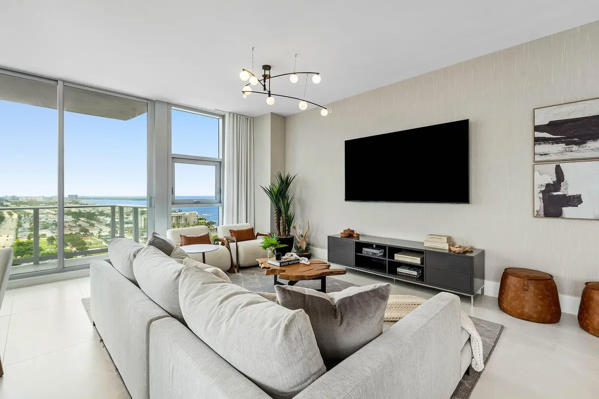 017-220LakeShoreDrive-2123-LakePark-FL-3 at 220 Lake Shore Drive 2123, Lake Park