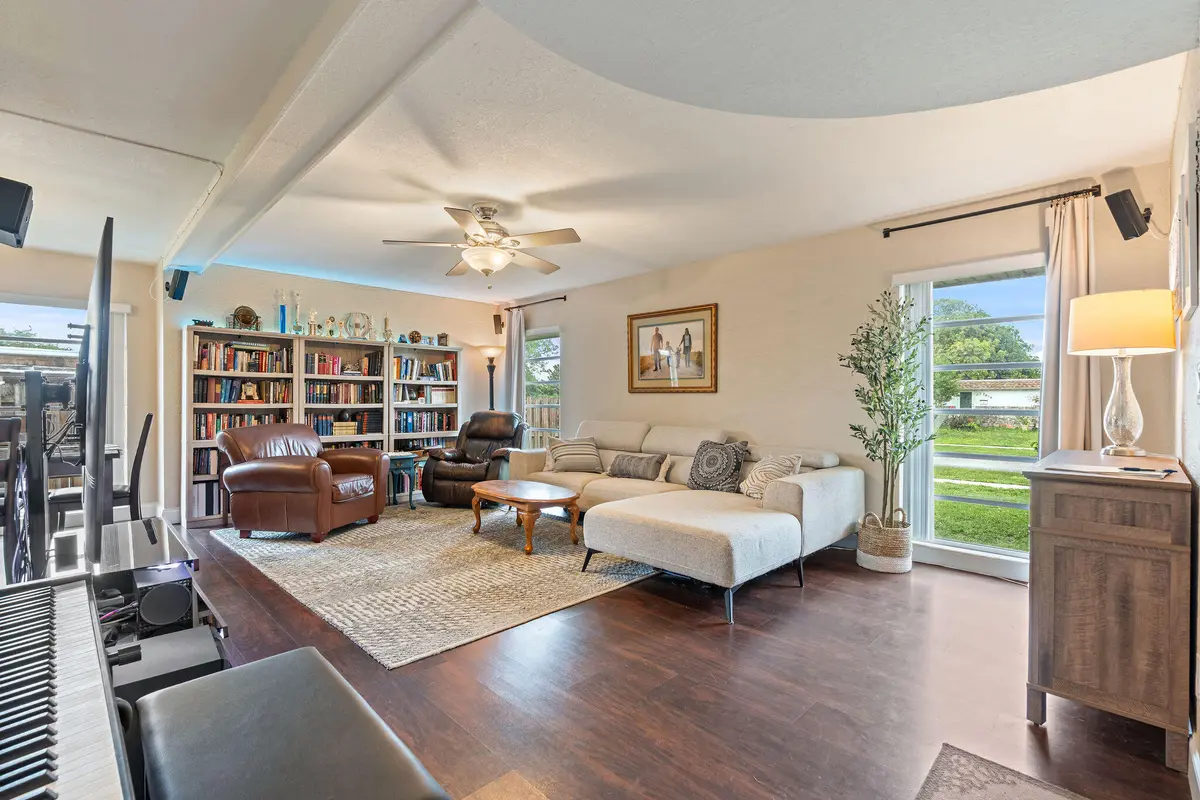 Family Room at 7815 NW 68th Terrace, Tamarac
