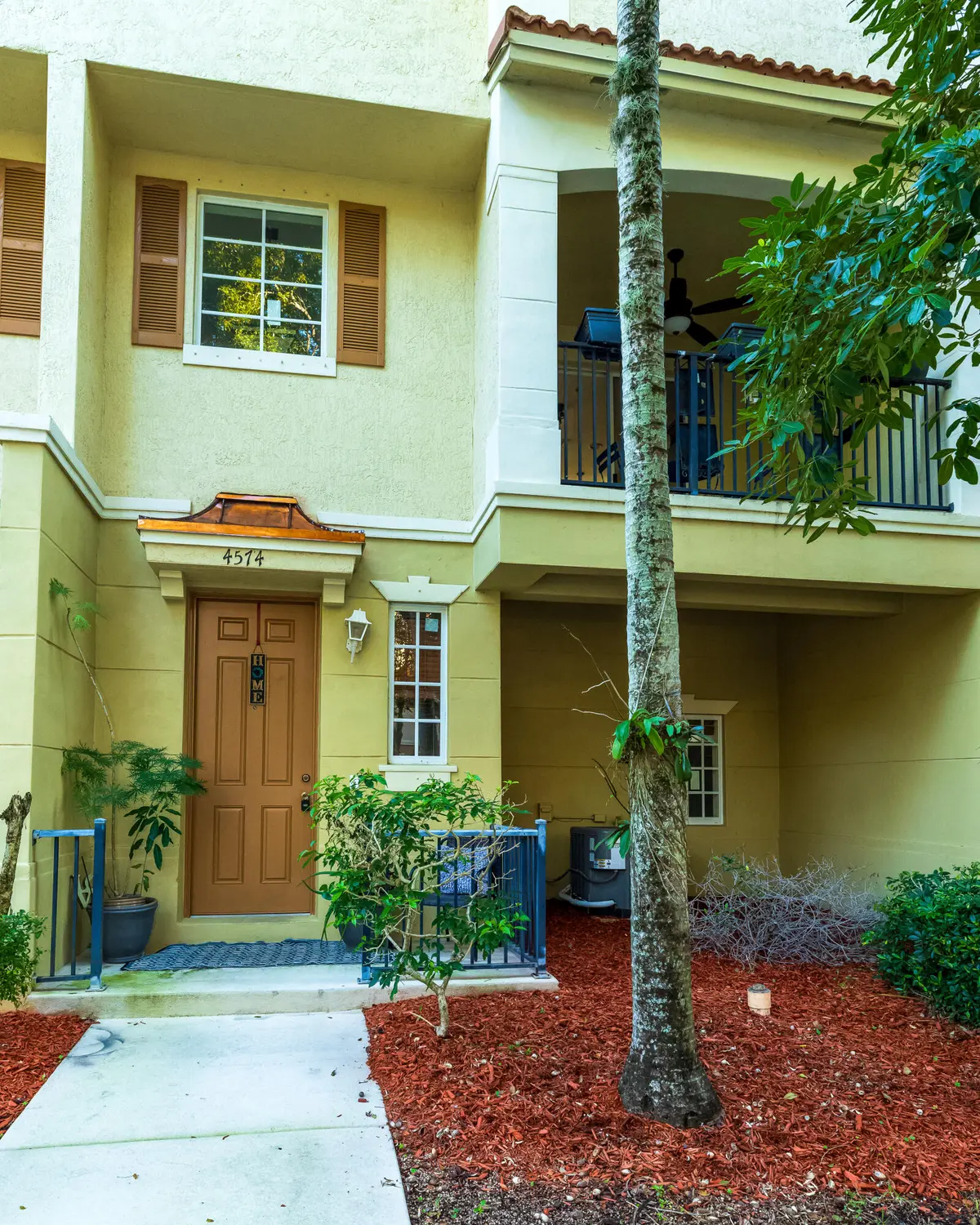 4574 Danson Way 5-4-26-11 at 4574 Danson Way, Delray Beach