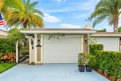 12383 Westhampton Circle, Wellington – sold