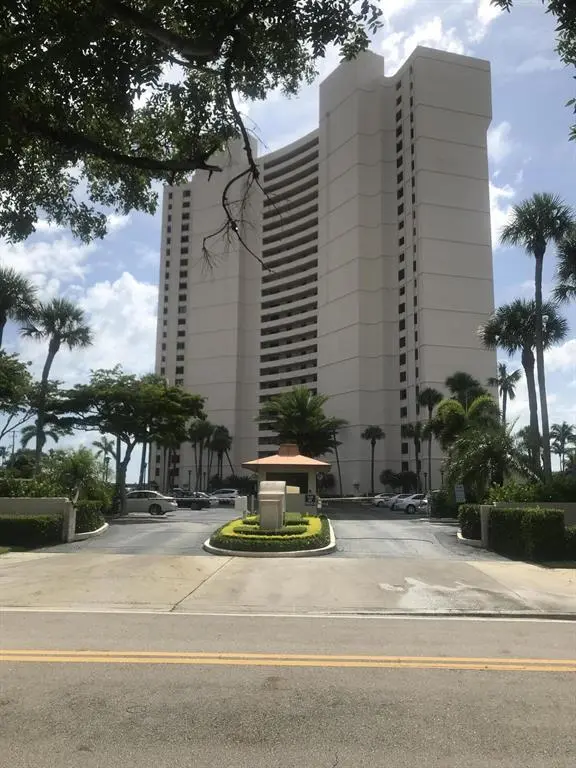 Placido Mar Front Elevation at 5200 N Flagler Drive 905, West Palm Beach