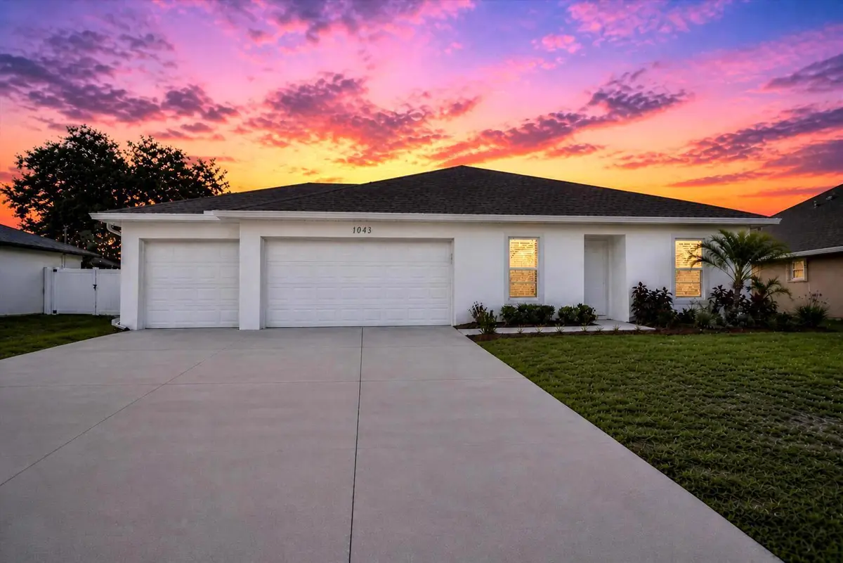 Home Sweet Home at 1043 Landsdowne Drive, Sebastian