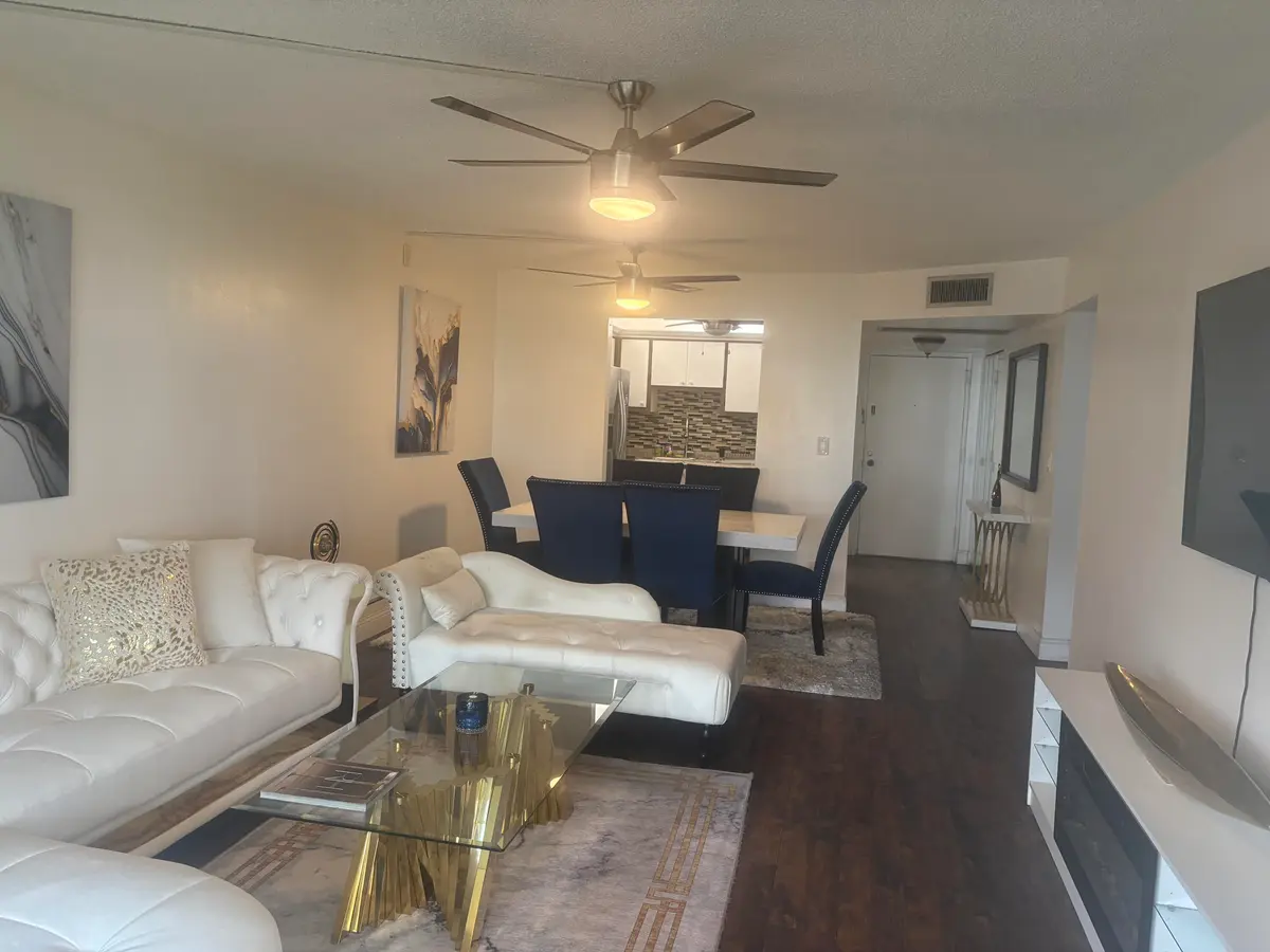 IMG_4652 at 9355 SW 8th Street 225, Boca Raton