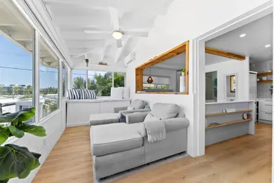 5001 N Ocean Boulevard 22, Ocean Ridge – sold