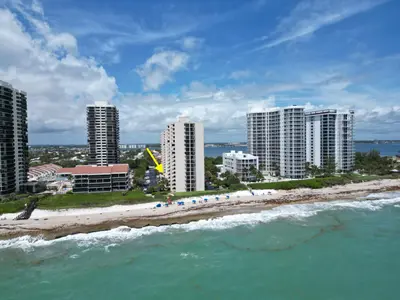 4200 N Ocean Drive 1-204, Riviera Beach – Condominium for sale