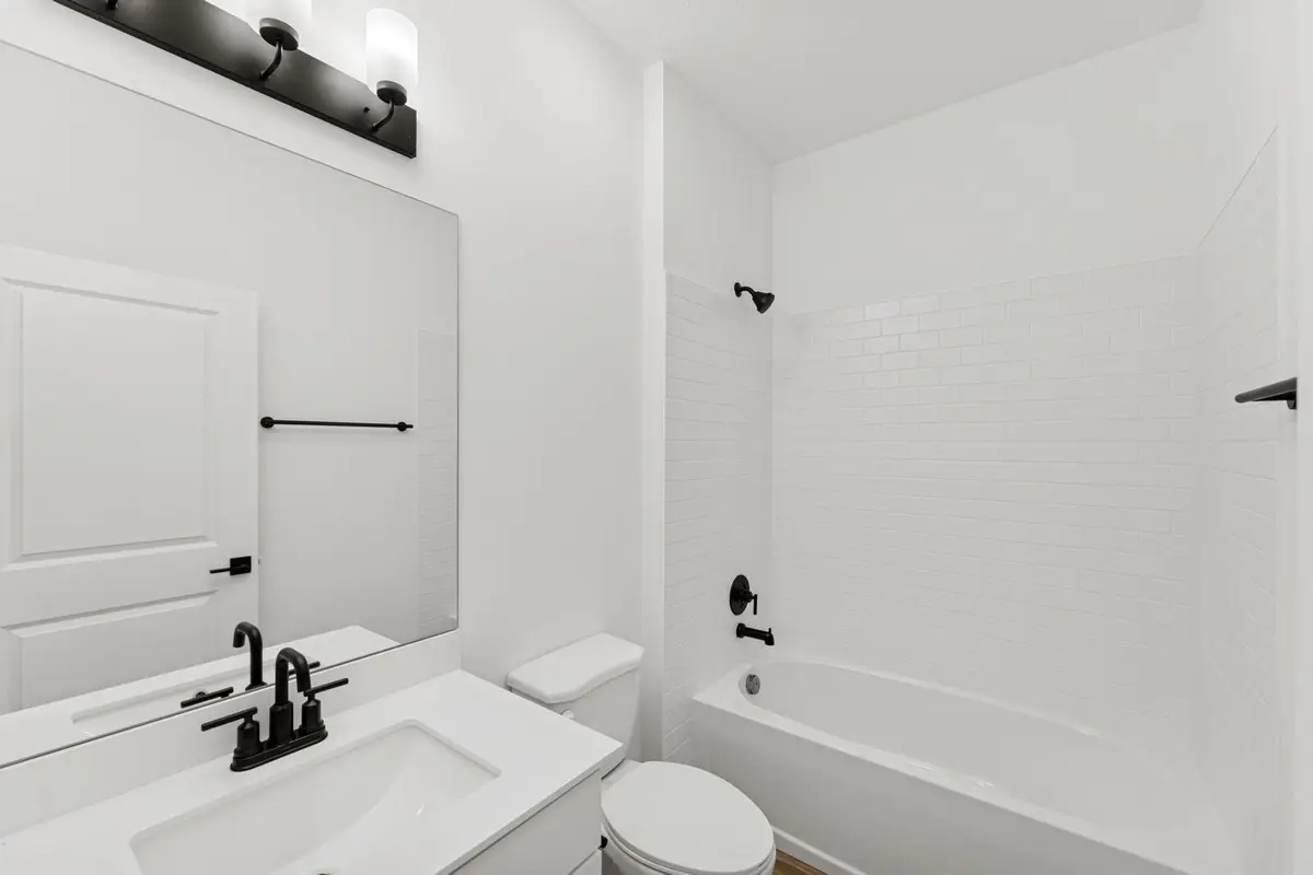 Hall Bath at 10314 Dreamweaver Road, Port St. Lucie