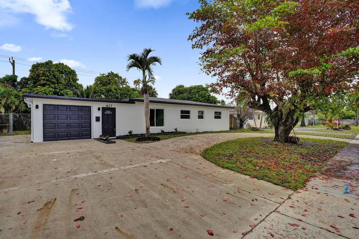 DSC09451 at 627 W Ilex Drive, Lake Park