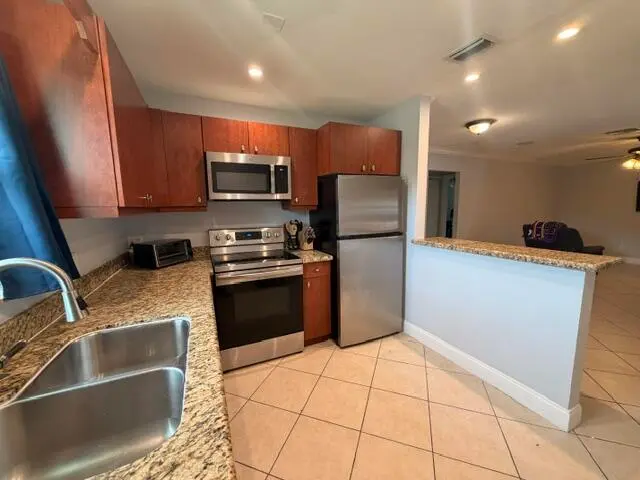 IMG_3912 at 1983 Juno Road, North Palm Beach