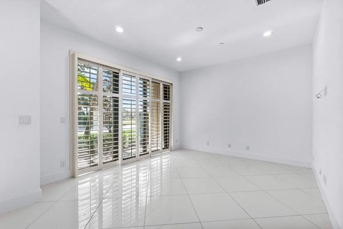 1st Floor Office/Den at 7115 Edison Place, Palm Beach Gardens