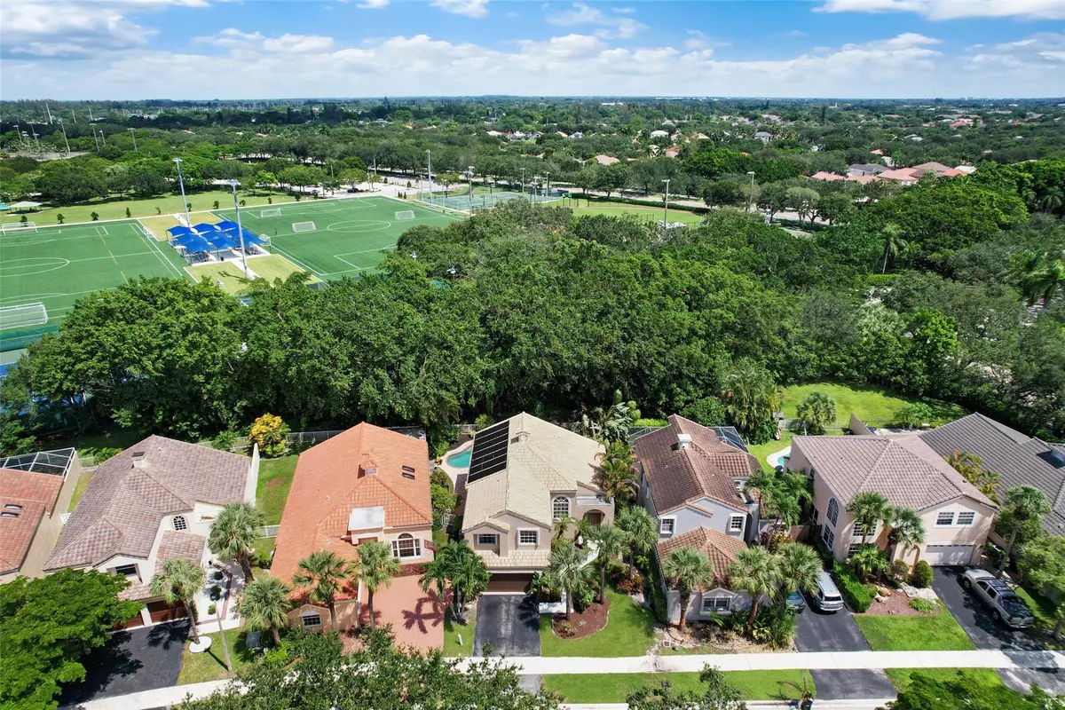 Photo 3 at 6625 NW 75th Place, Parkland