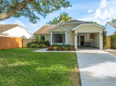 1222 Ute Street, Jupiter – sold