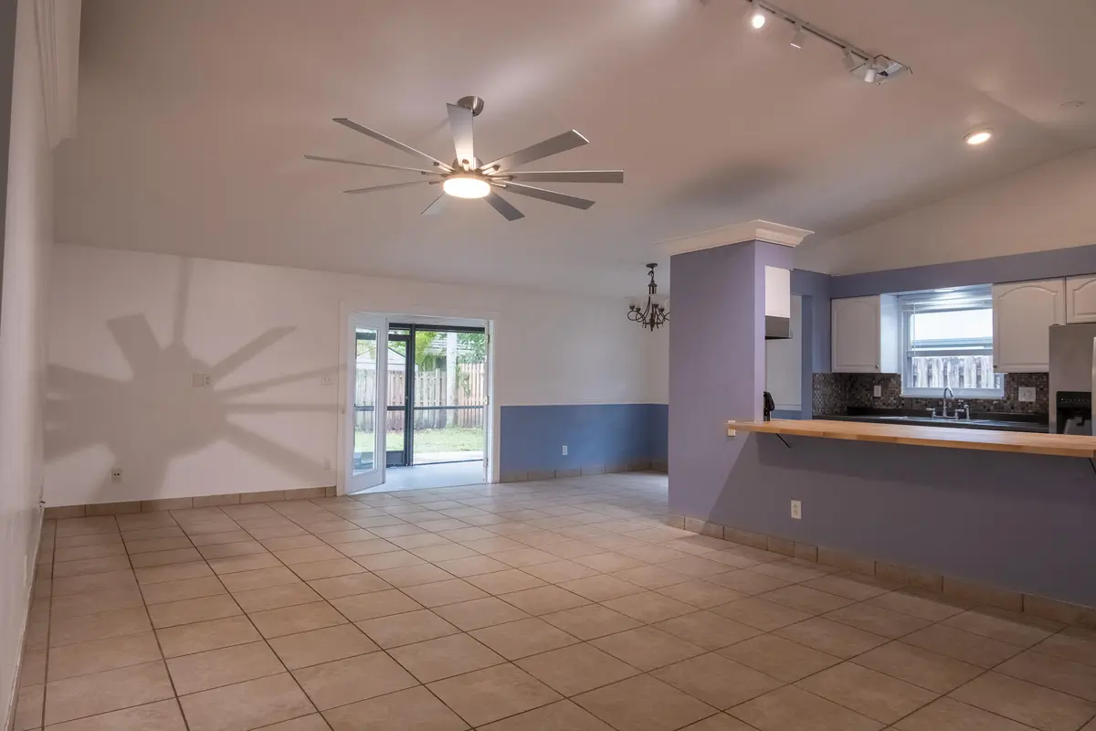 05 Liv Kit south at 1222 Ute Street, Jupiter