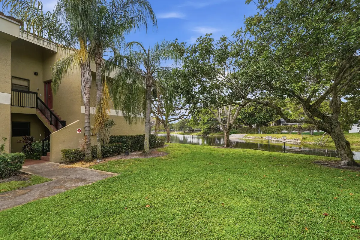 03_dsc05814 at 2486 NW 49th Terrace 762, Coconut Creek