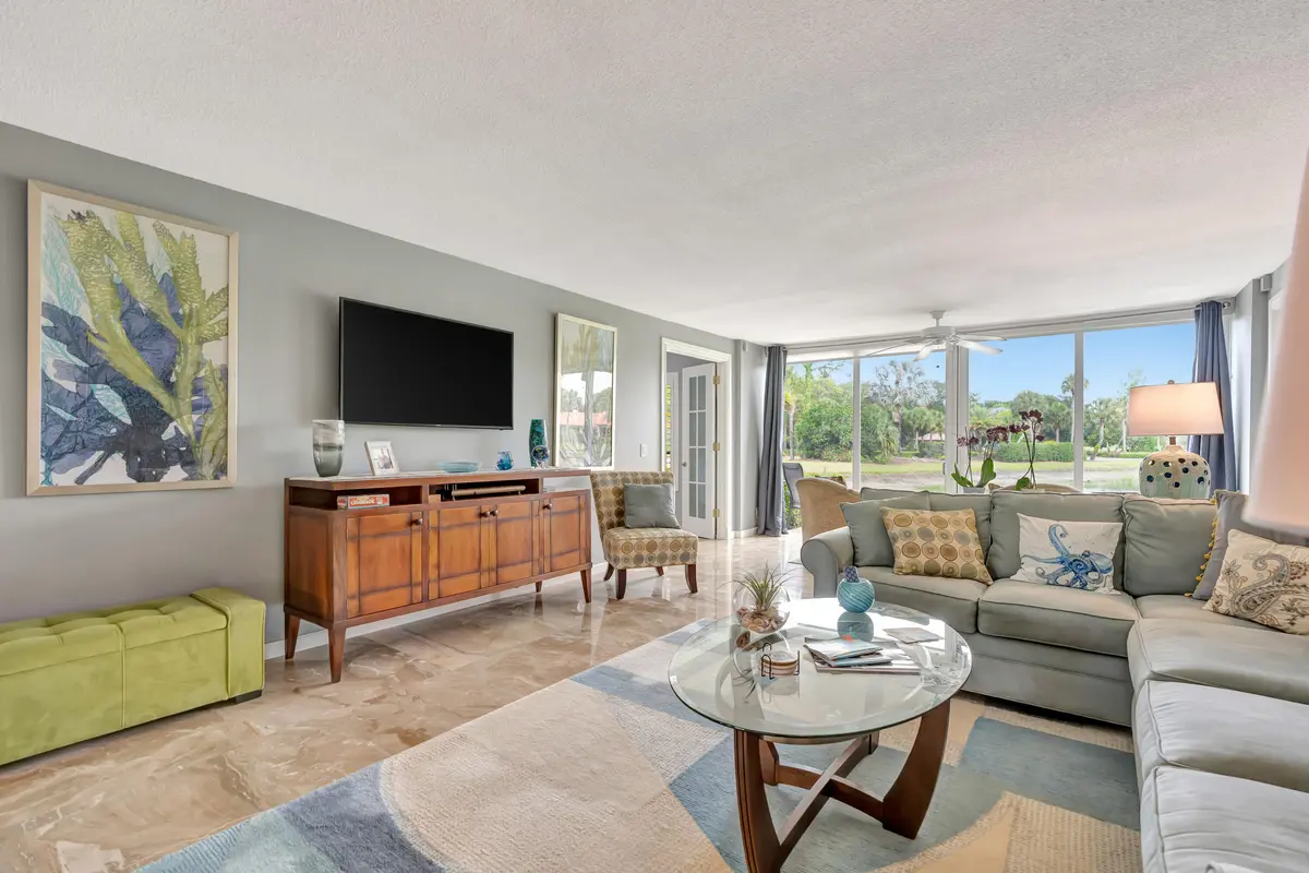 _MLP9021 at 4680 SW Parkgate Boulevard C, Palm City