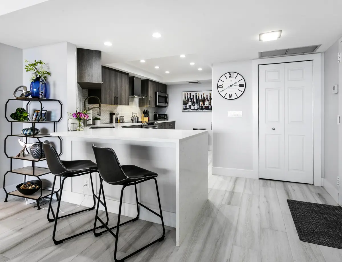 Lincoln_1803_12KITCHEN at 2400 Presidential Way 1803, West Palm Beach
