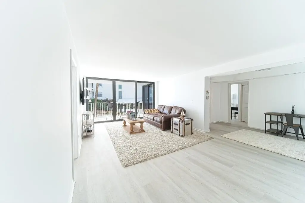 02-Main Hall at 3590 S Ocean Boulevard 207, South Palm Beach