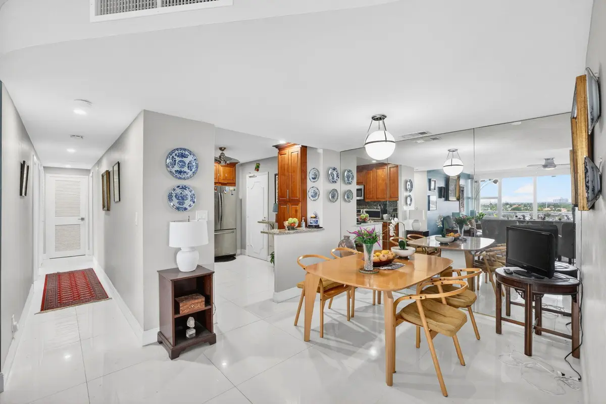 8-web-or-mls-699A5299 at 3333 NE 34th Street 701, Fort Lauderdale