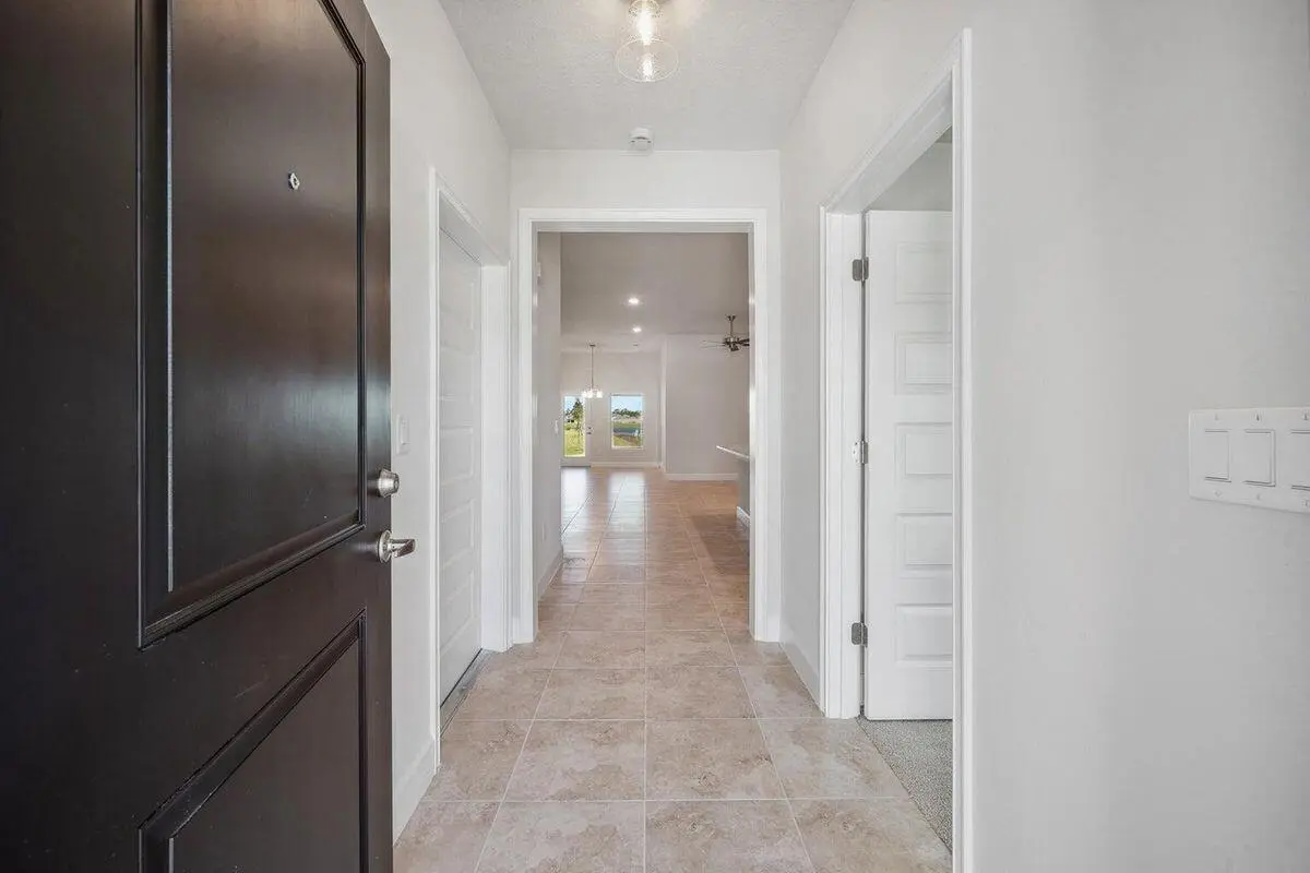 1200 (5) at 8615 Giovanni Avenue, Fort Pierce
