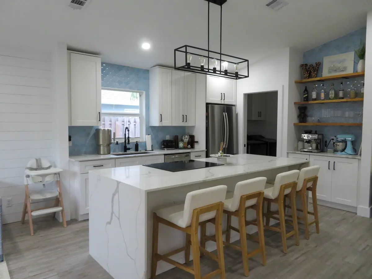 Kitchen at 6070 Garrett Street, Jupiter