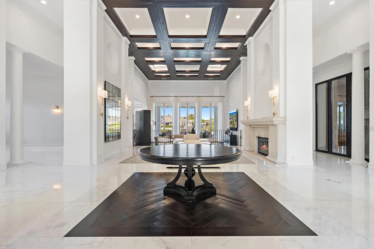 Foyer at 386 Eagle Drive, Jupiter