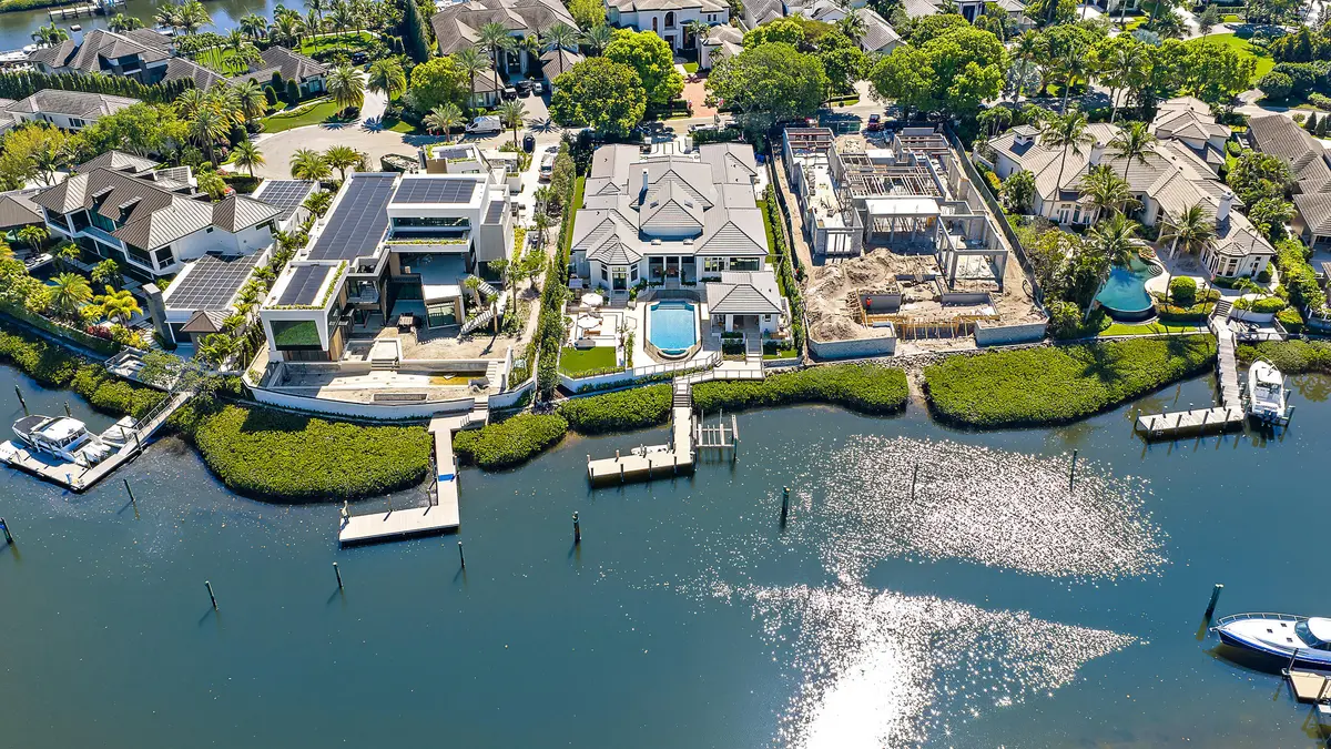 Aerial at 386 Eagle Drive, Jupiter