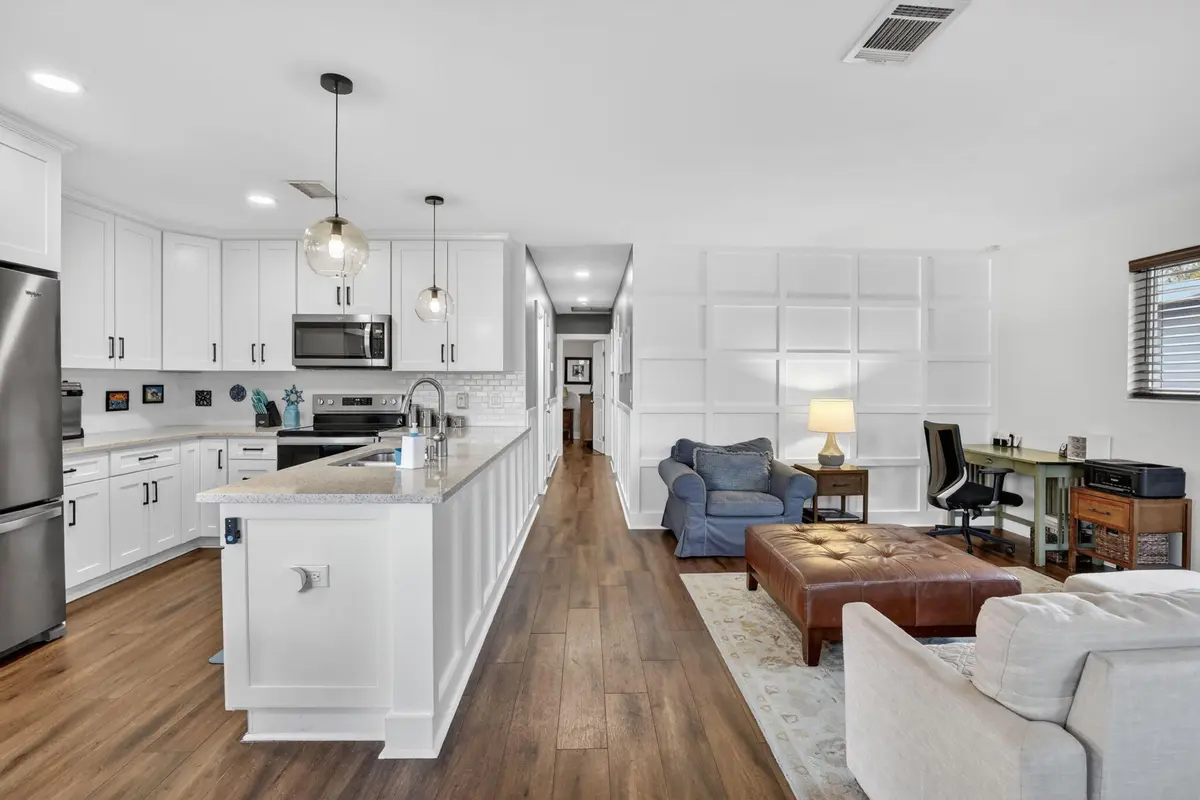 6-web-or-mls-_A7A6446 at 4219 W Park Road, Hollywood