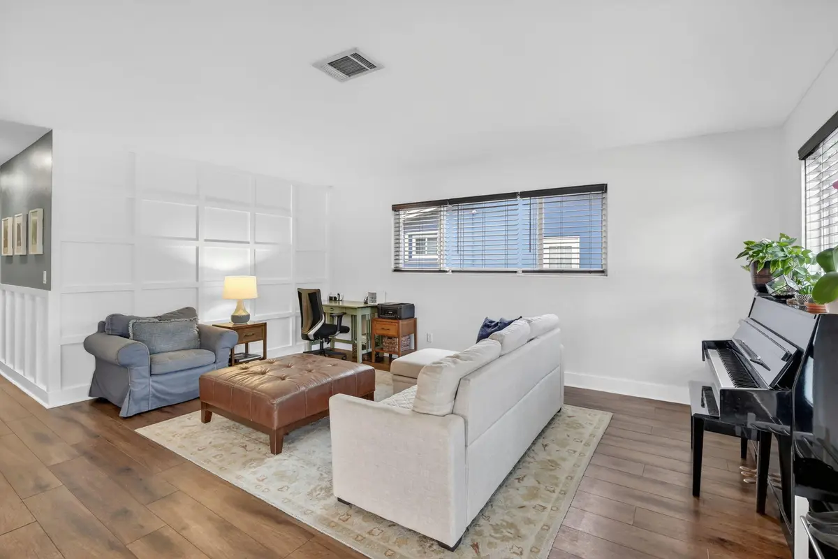 7-web-or-mls-_A7A6456 at 4219 W Park Road, Hollywood