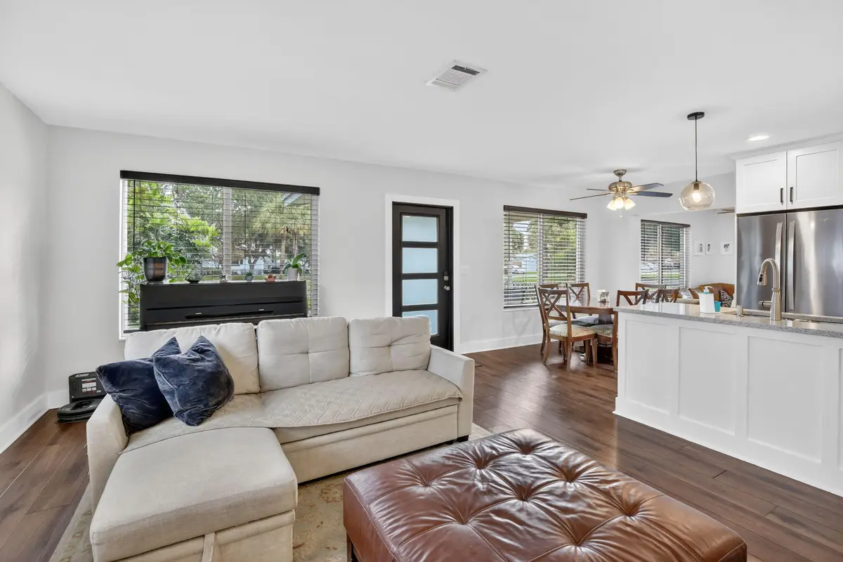 9-web-or-mls-_A7A6466 at 4219 W Park Road, Hollywood