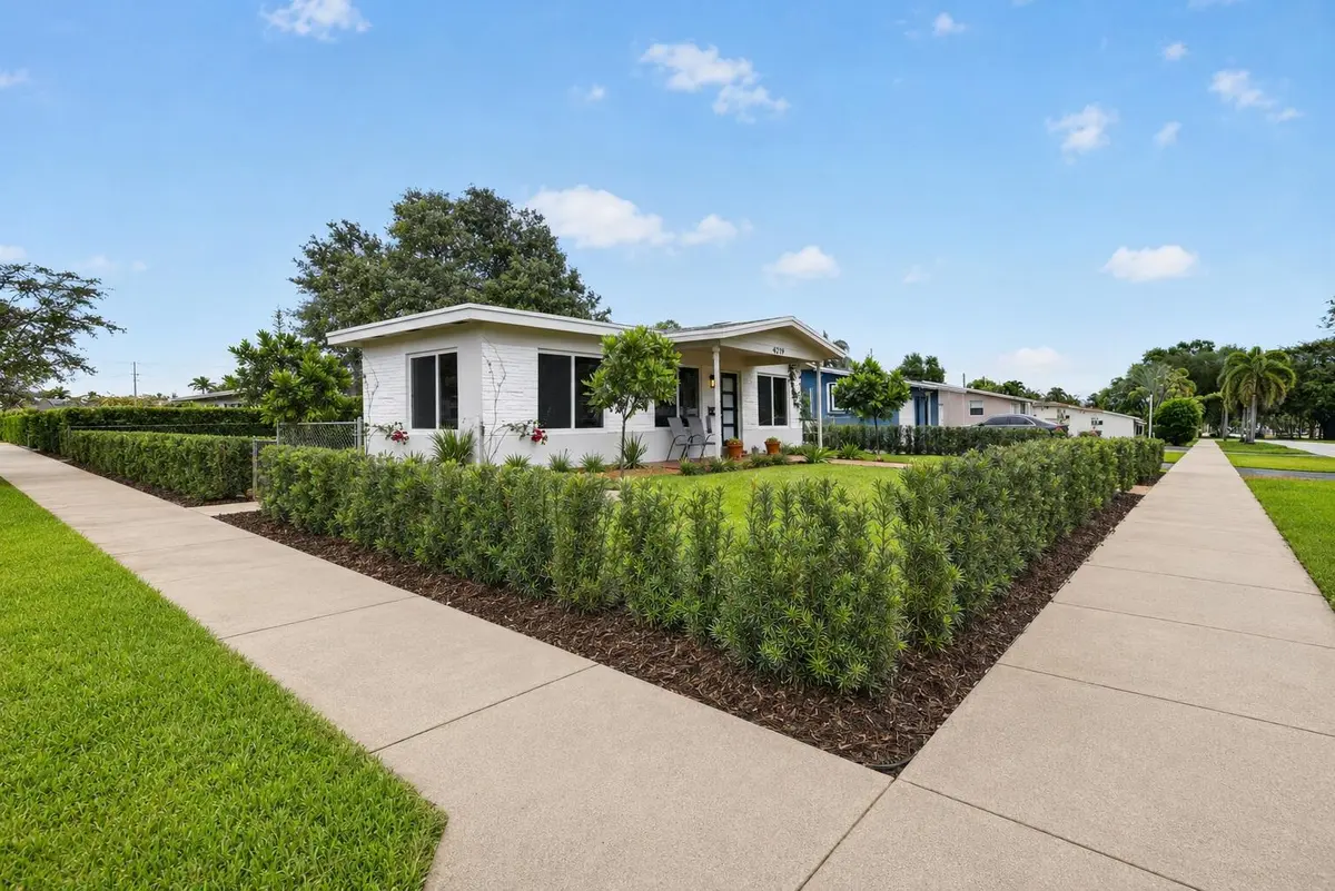 4219 W Park Road, Hollywood, FL – photo 3