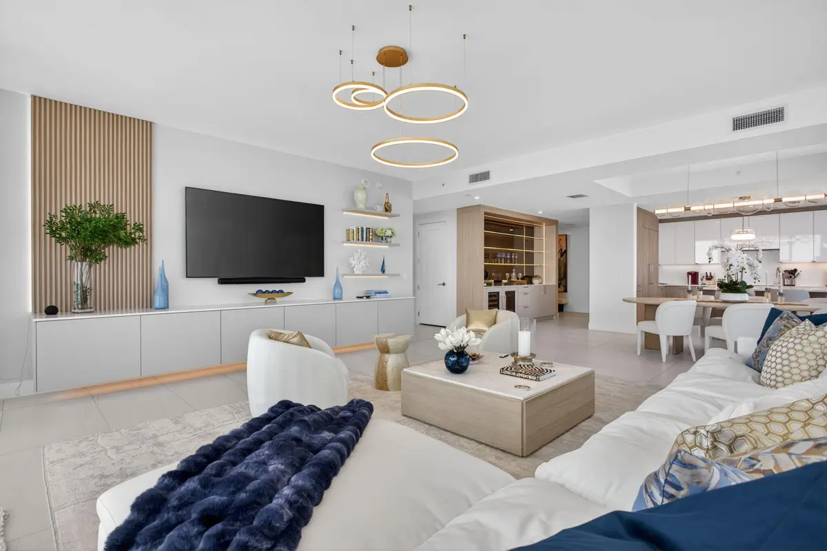 28-web-or-mls-001L6373 at 151 N Seabreeze Boulevard 1004, Fort Lauderdale