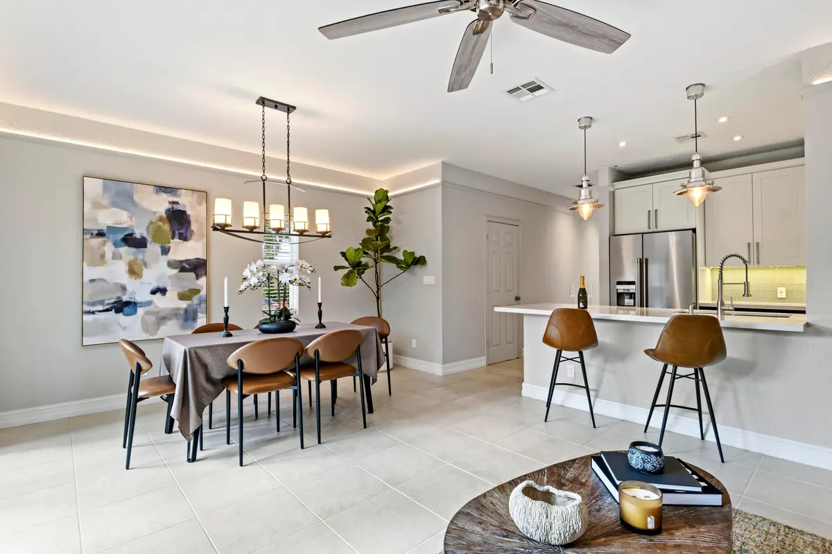 R_F027 at 1741 NE 4th Avenue F5, Fort Lauderdale