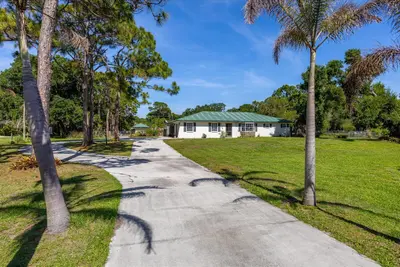 6008 Palmetto Drive, Fort Pierce – sold