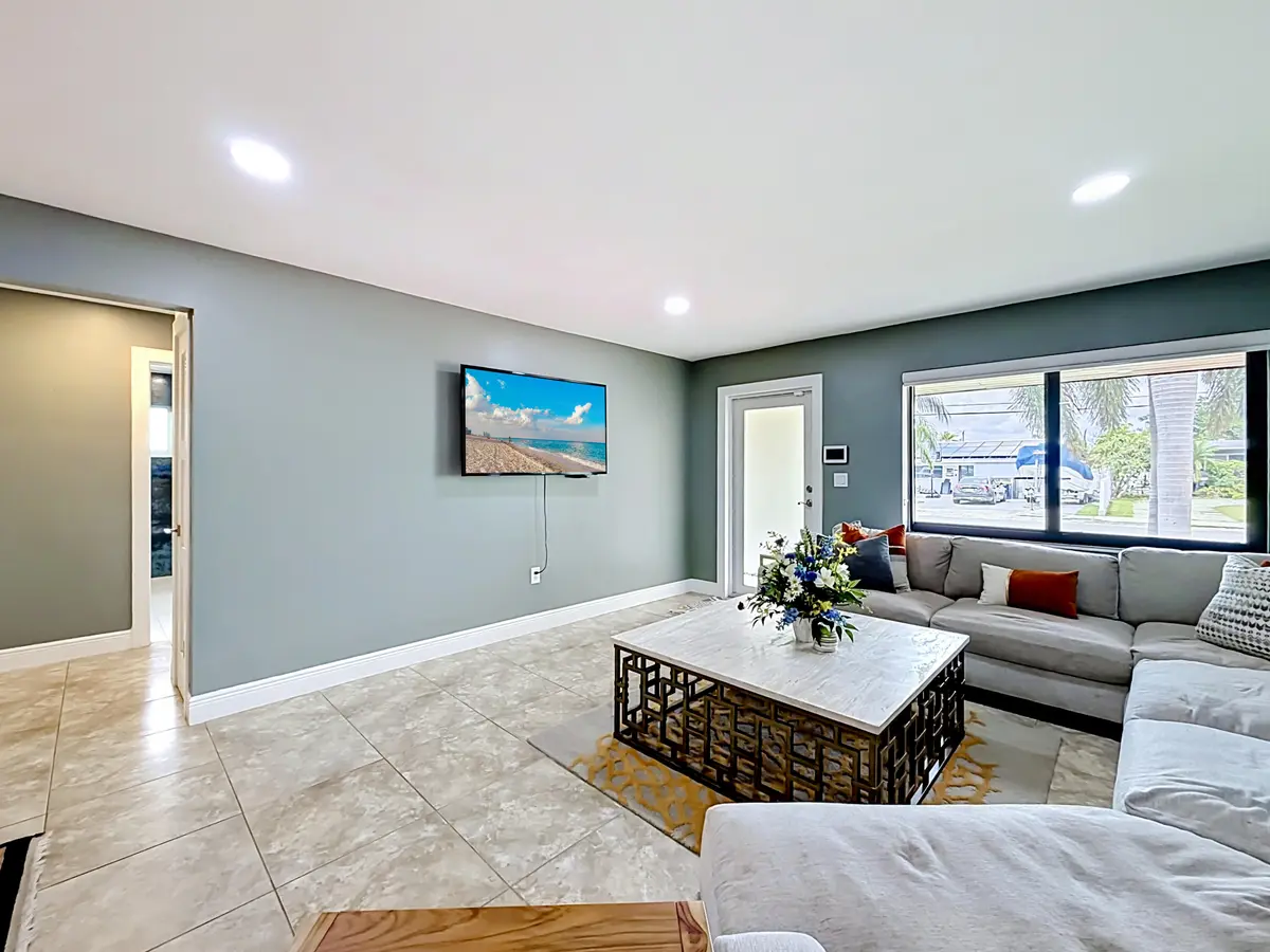 736 NW 12th Avenue-23 - Copy at 736 NW 12th Avenue, Dania Beach