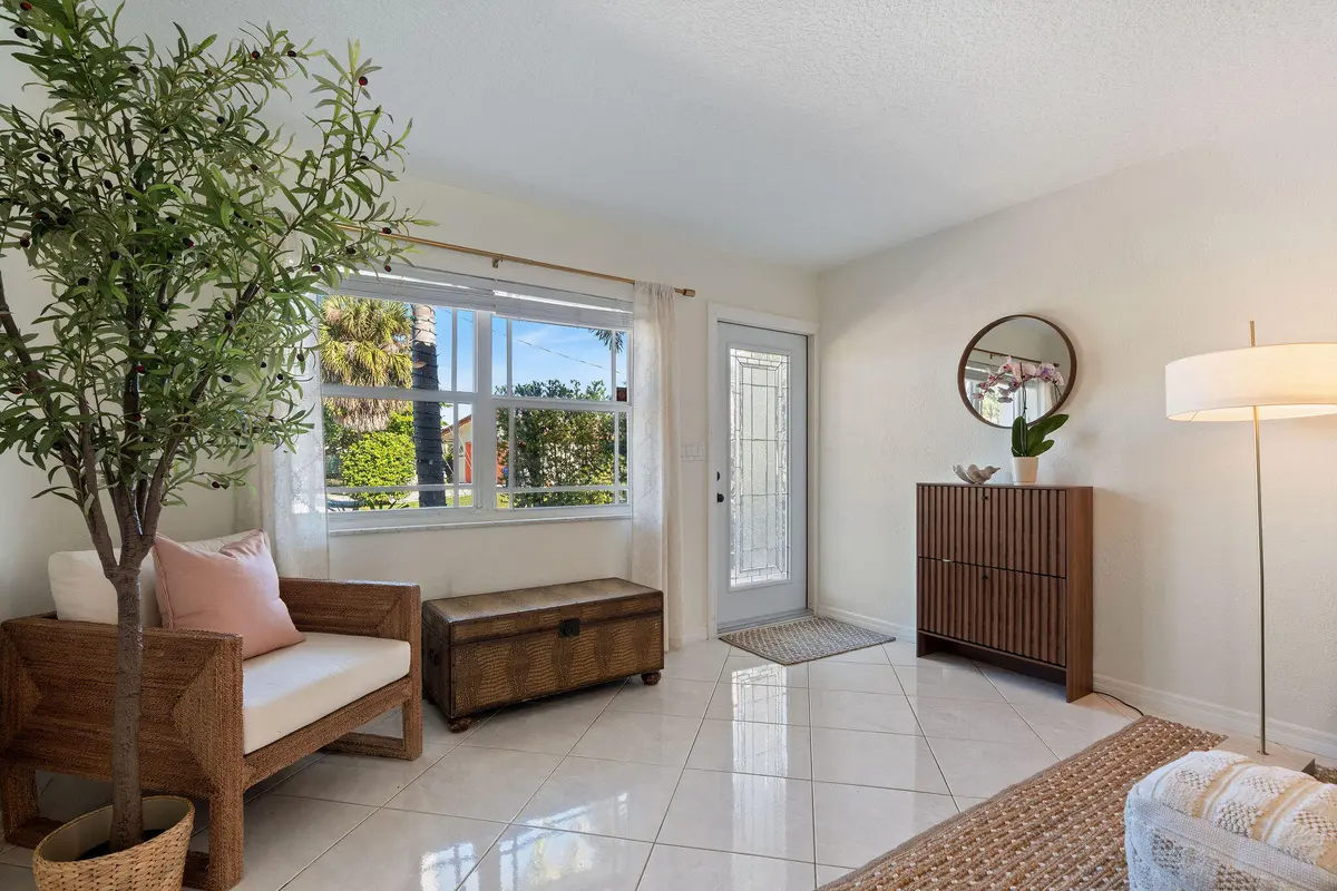 DSC01421 at 1850 SE 7th Street B, Pompano Beach